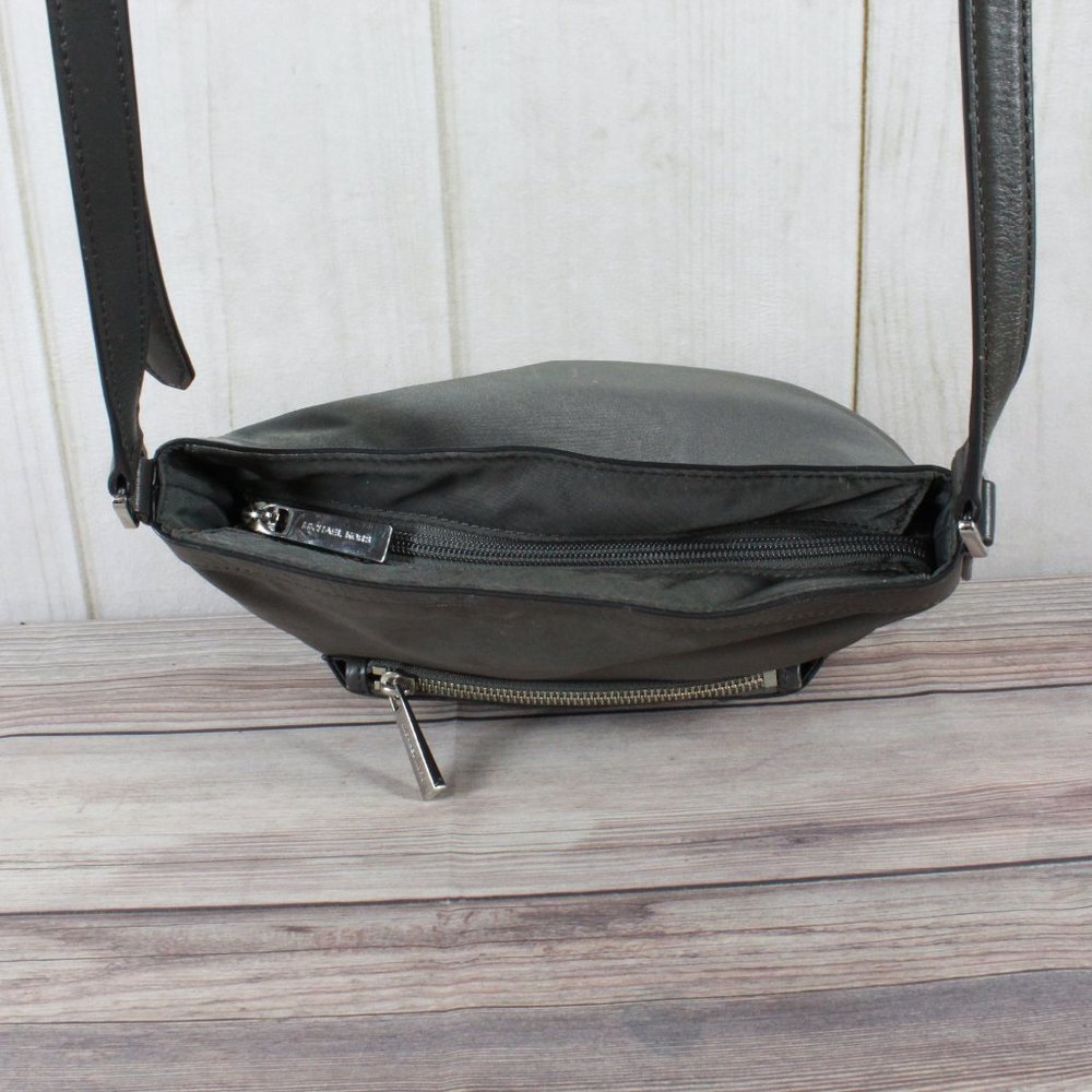 MICHAEL KORS Nylon Crossbody Shoulder Bag - Picture 7 of 10